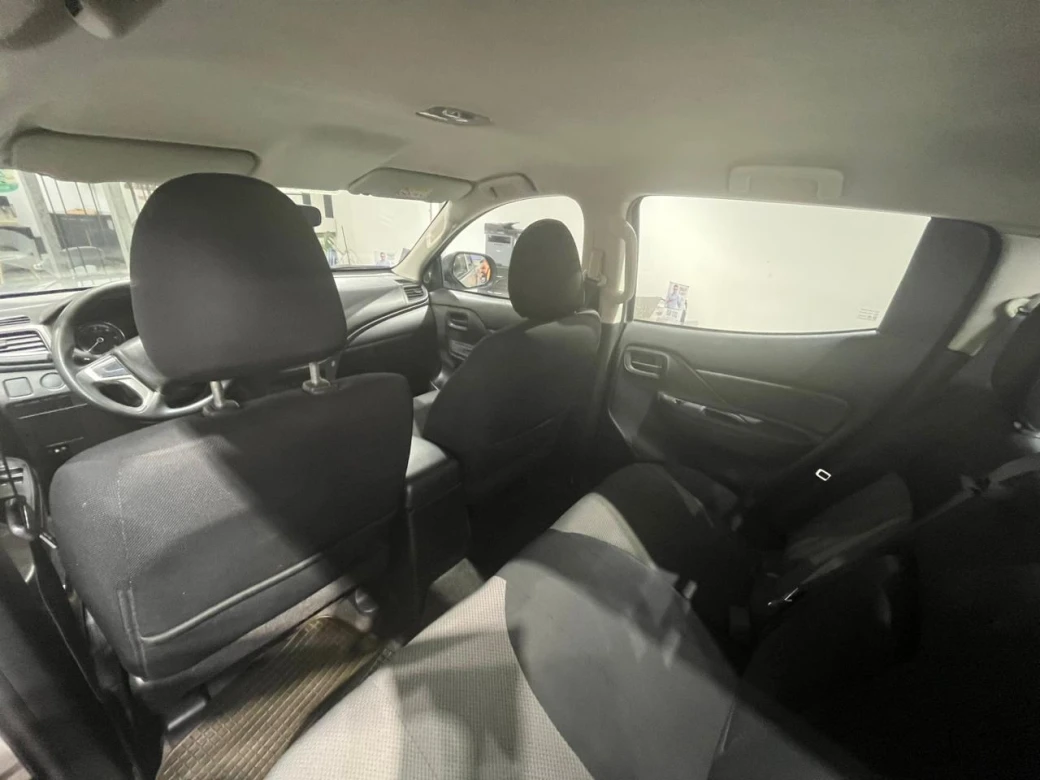 imagen 0 de vehiculo con id 2135